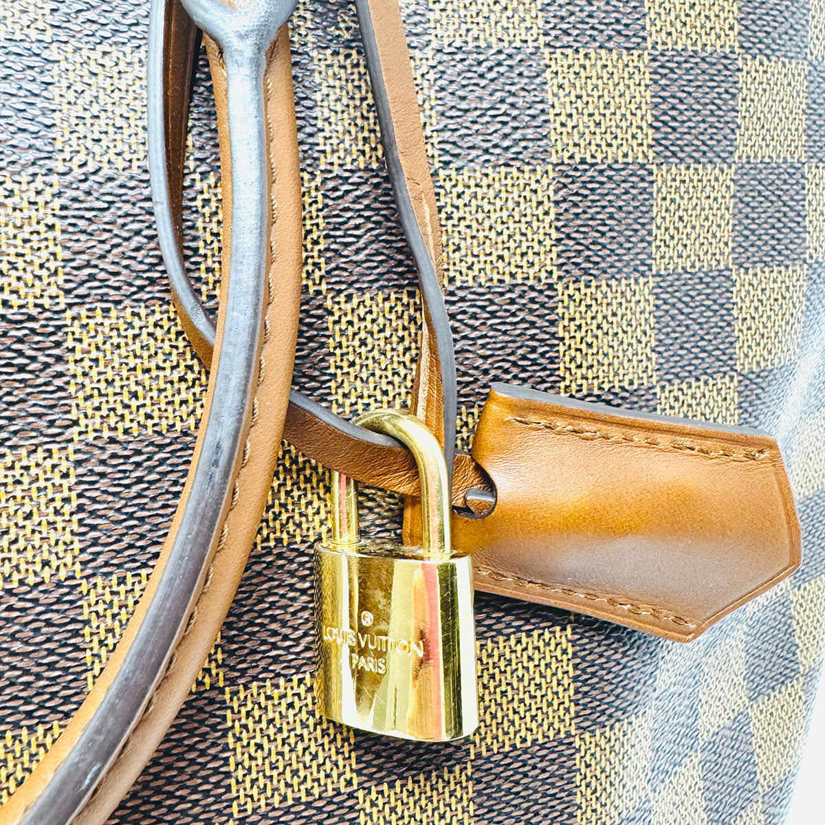 Louis Vuitton Shoulder Bag