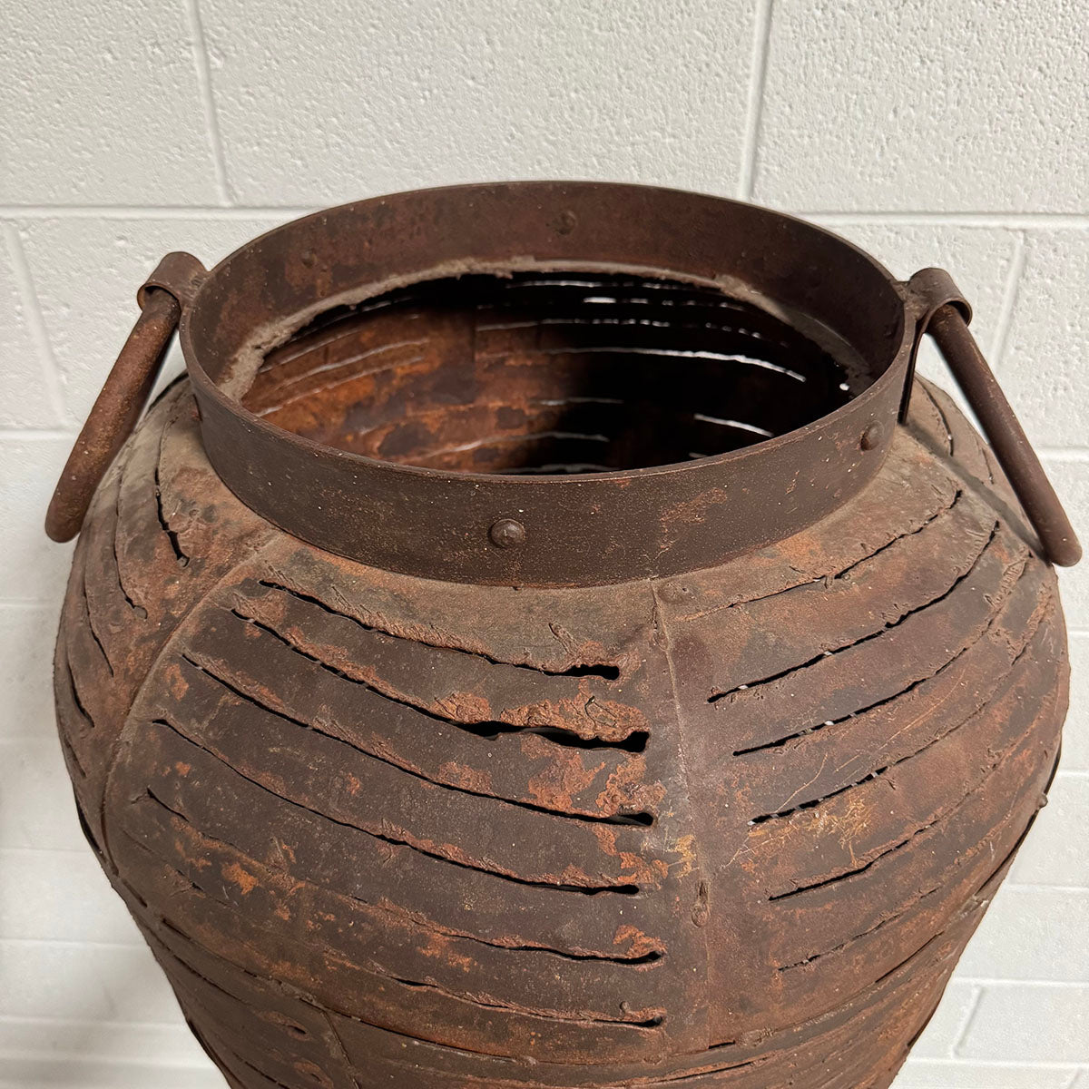 Large Latticework Metal Urn with 2 Handles