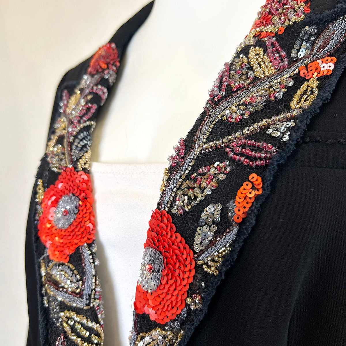 Ikram Blazer