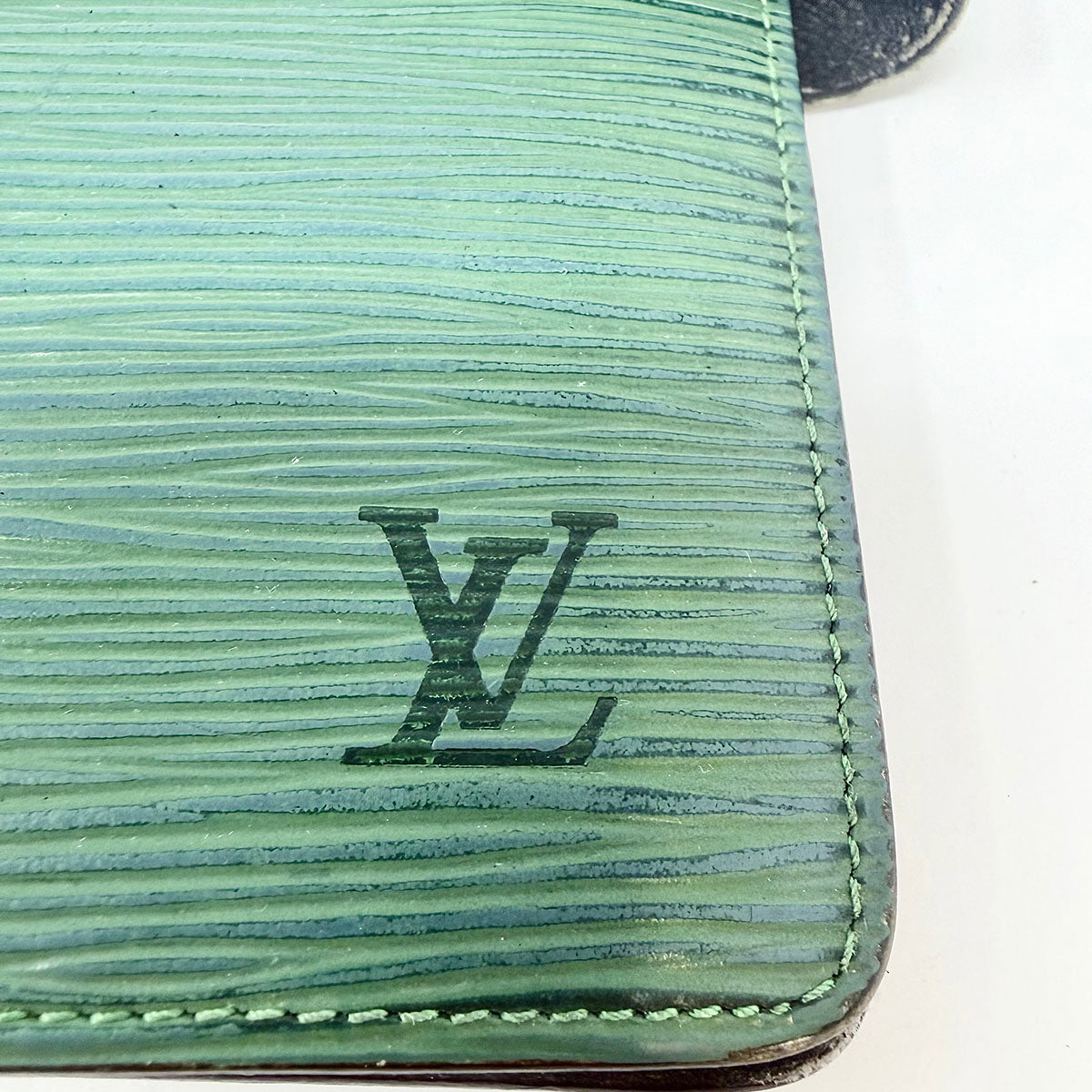 Louis Vuitton Epi Agenda