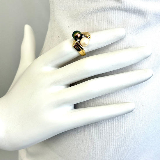 14K Gold Ring with Dark and White Pearl and 2 Diamonds