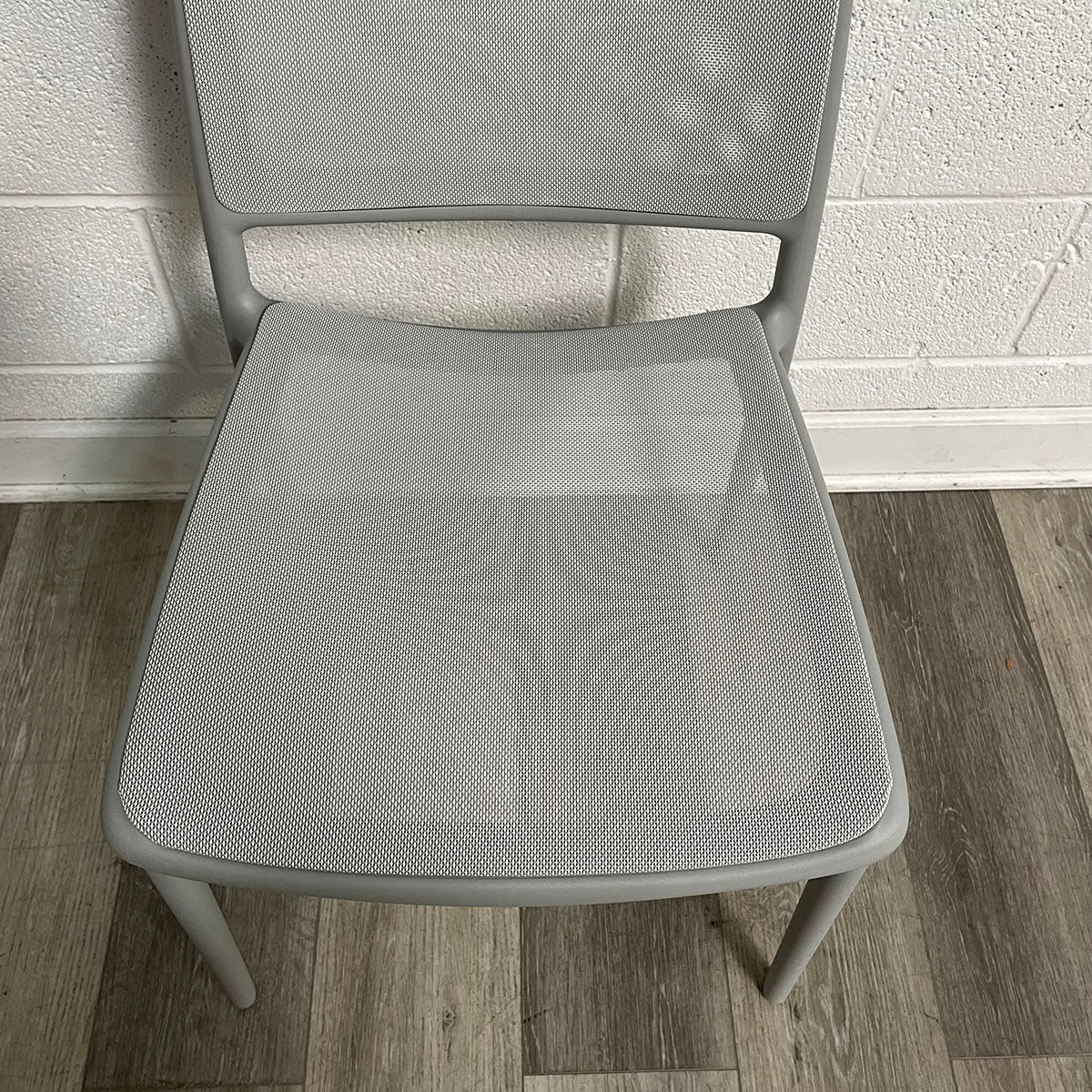 Set of 4 Stackable Dining Chairs
