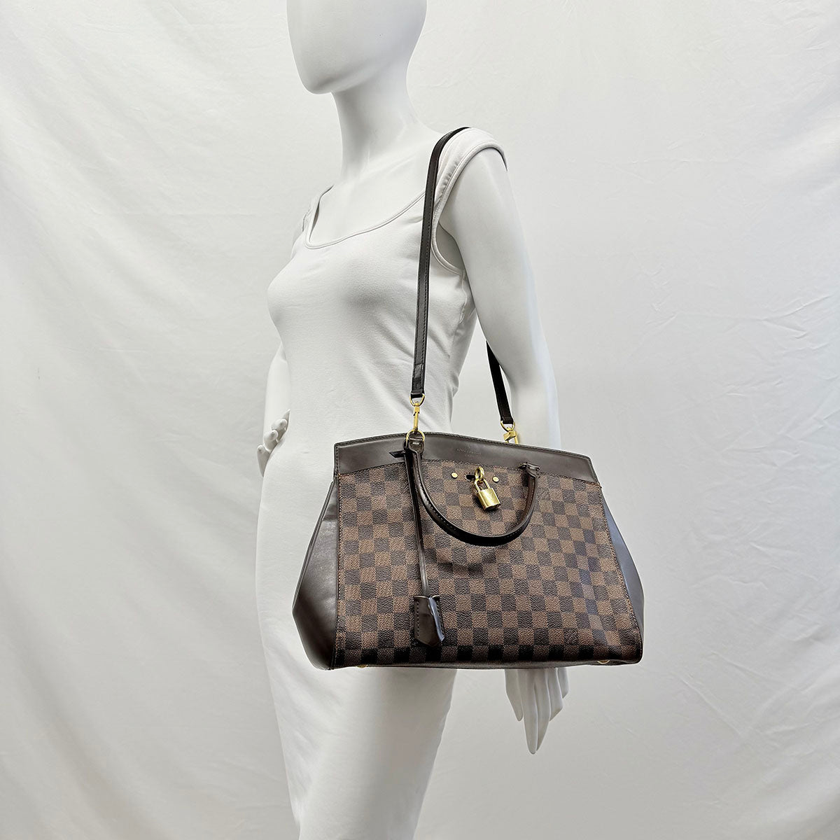 Louis Vuitton Damier Ebene Riivoli MM Tote