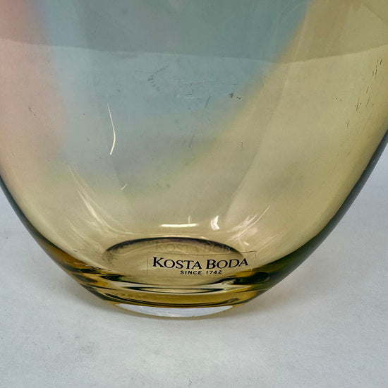 Fidji Art Glass Vase Signed Kjell Engman