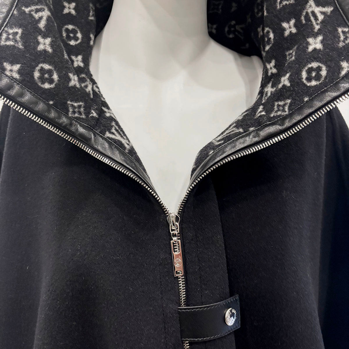 Louis Vuitton Cape