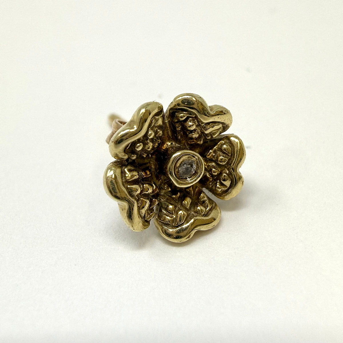 14K Gold Flower Stud  Earrings with Diamond