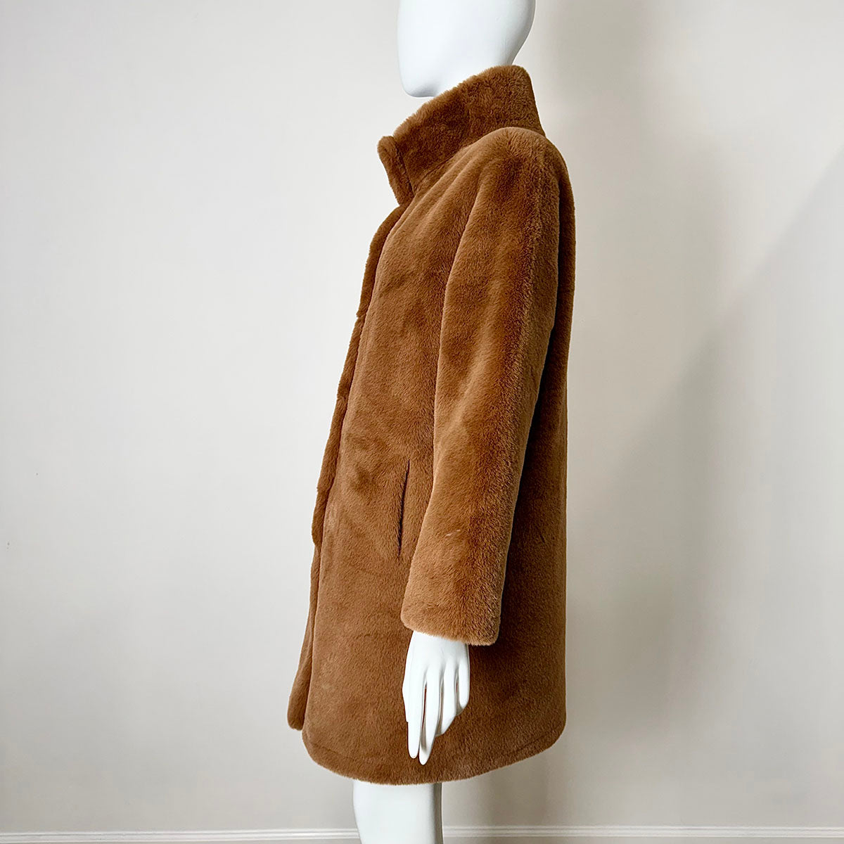 Apparis Coat