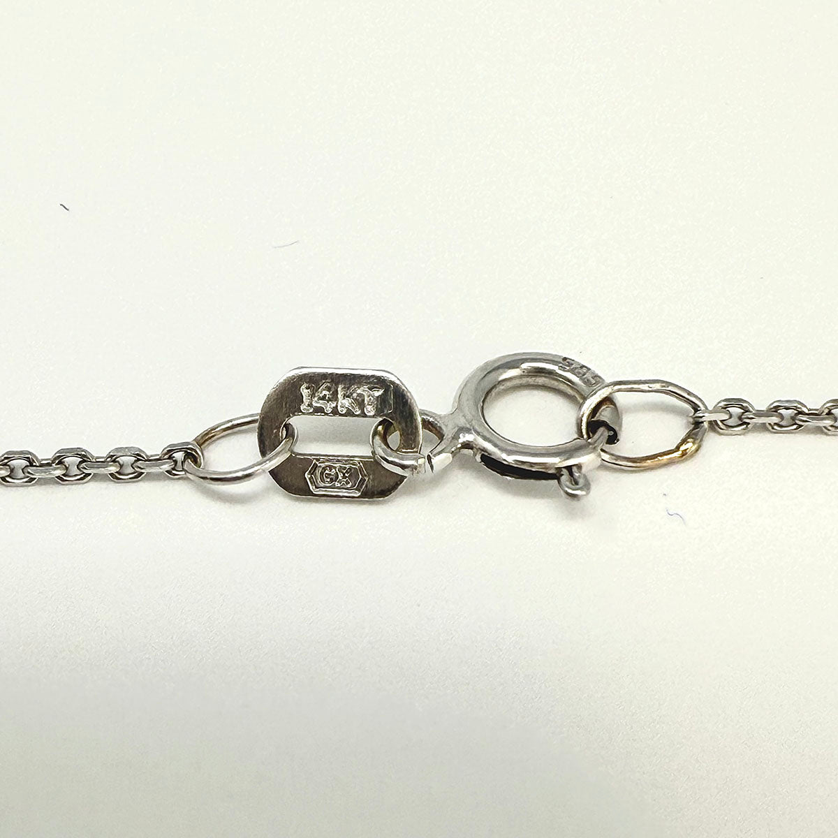 18K White Gold Necklace with Diamond Heart Pendant