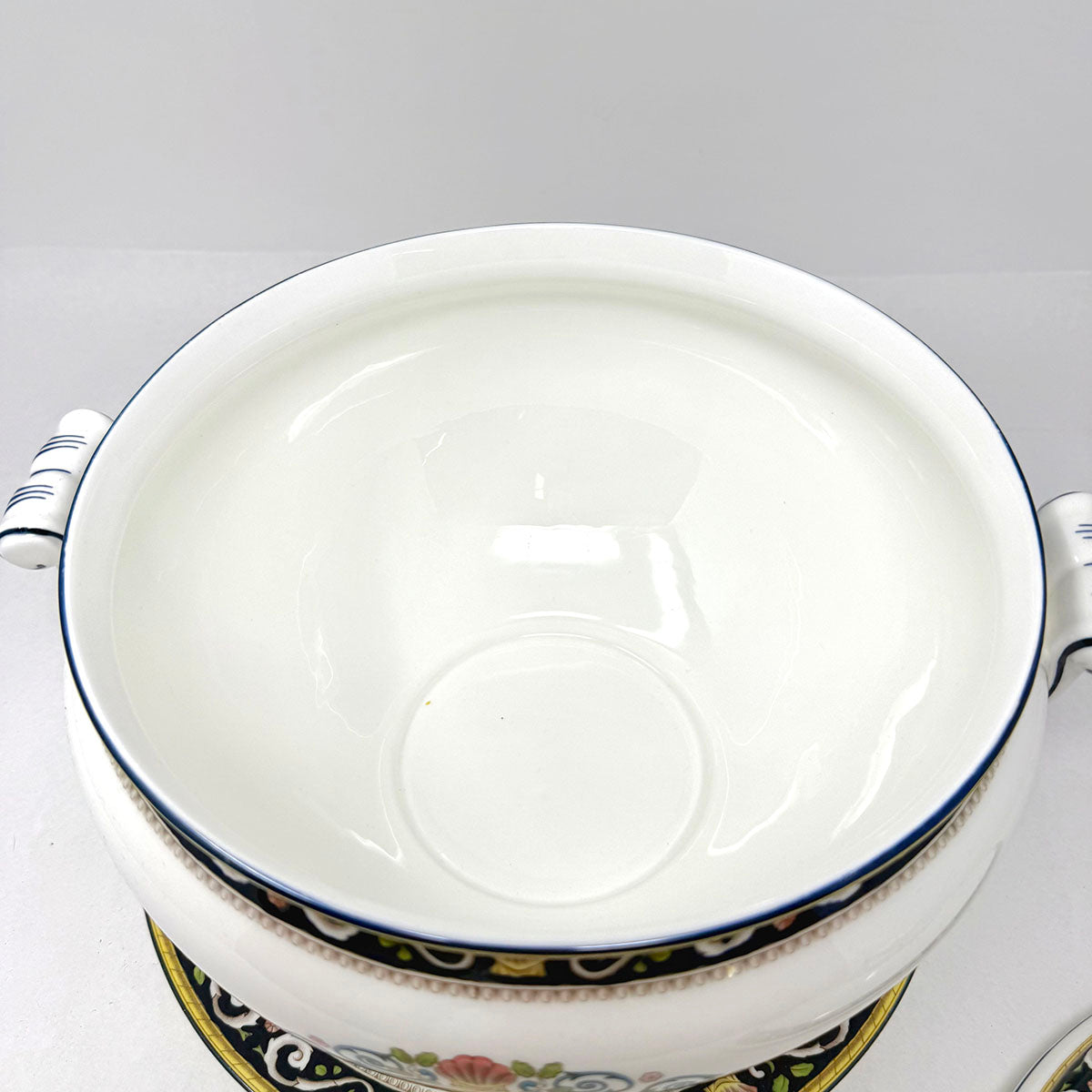 Runnymede Tureen with Underplate