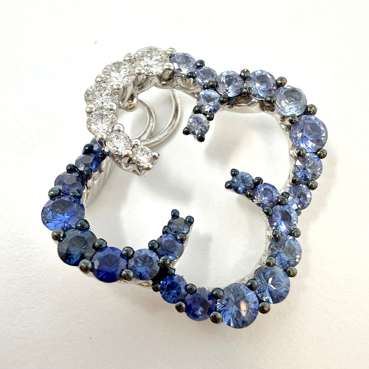 18K White Gold Open Quatrofoil Shaped Earrings with Sapphire and Diamonds