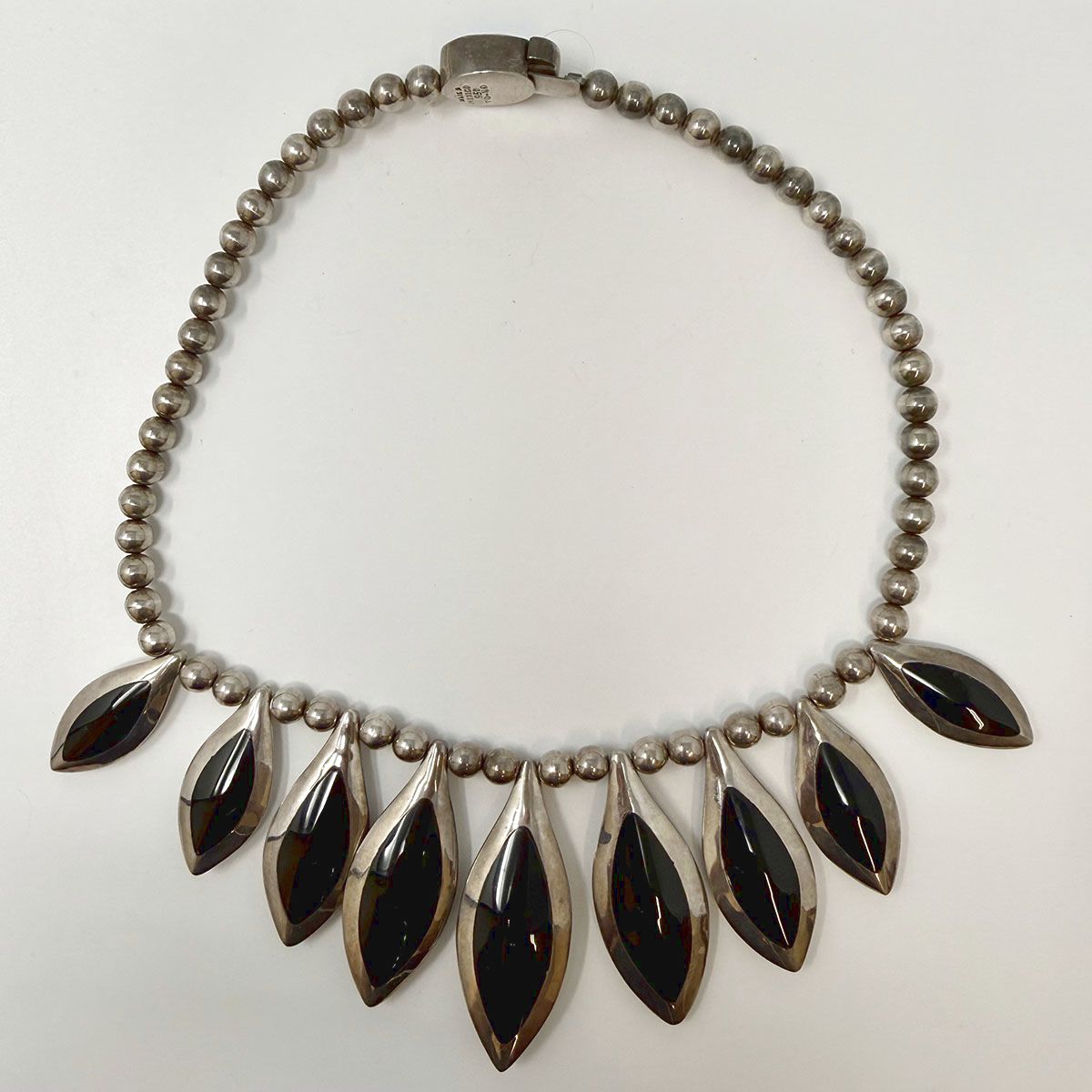 Collar Necklace