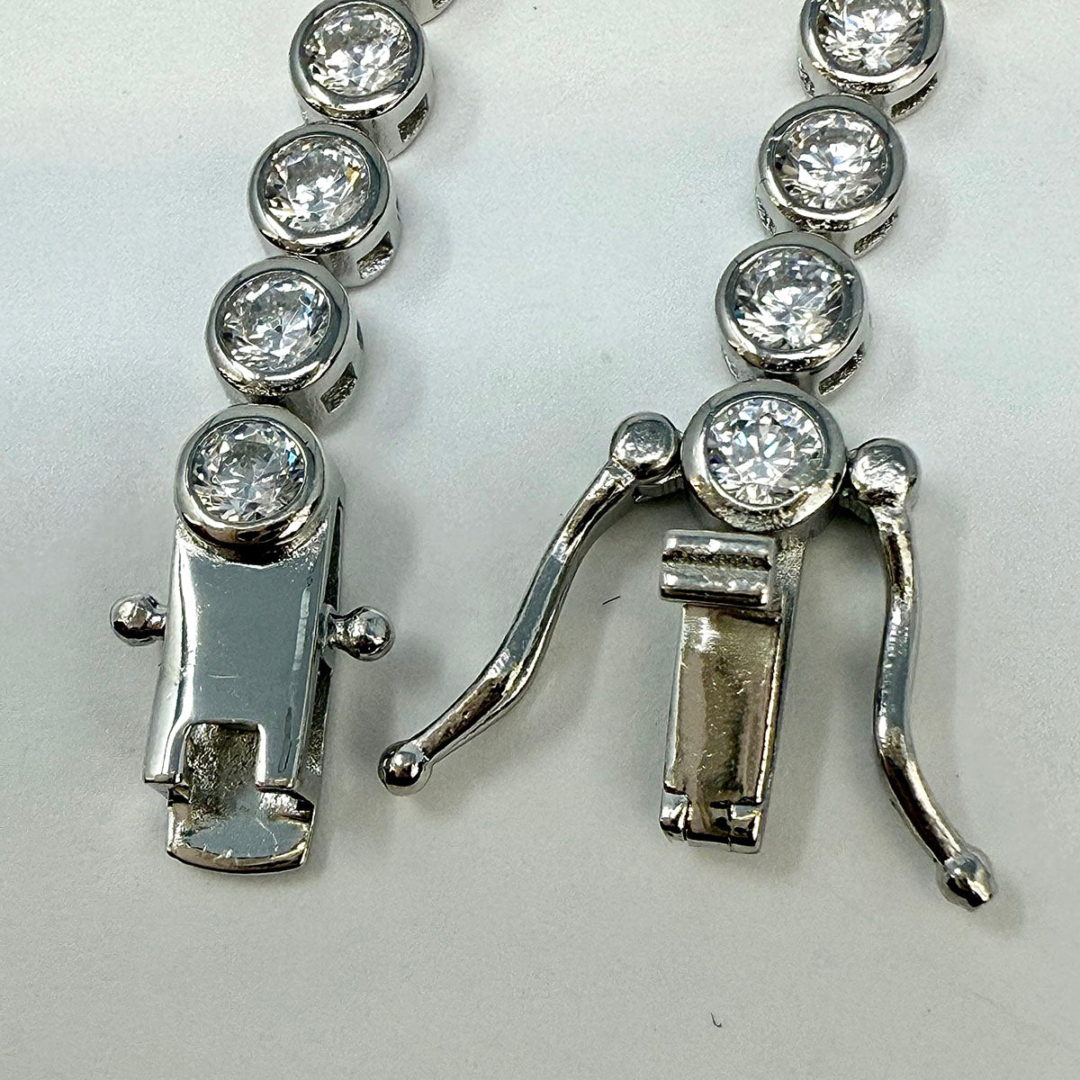 7" Bezel Set Round CZ Rhodium-plated Tennis Bracelet