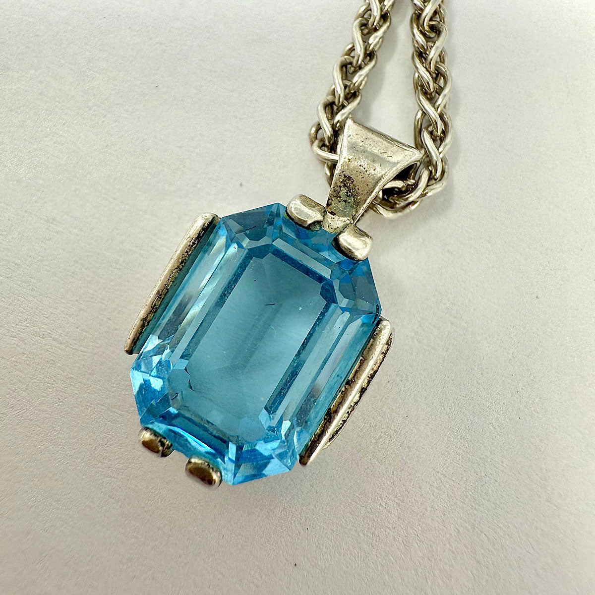 18" Sterling Silver Pendant Necklace with Topaz