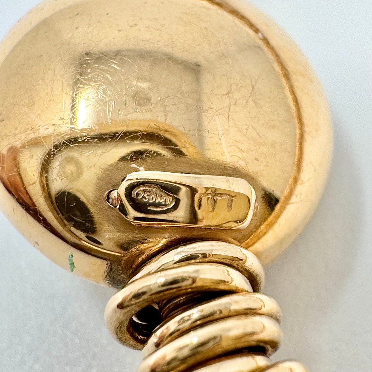 Damaso Martinez 18K Rose Ball Bracelet with 18 Diamond Station
