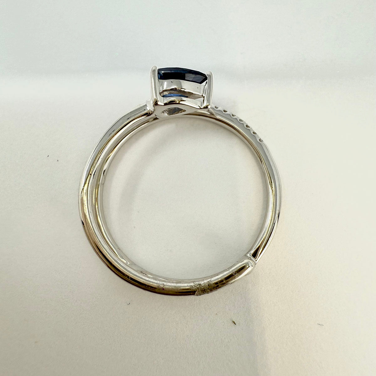 14K White Ring with Sapphire and Diamond
