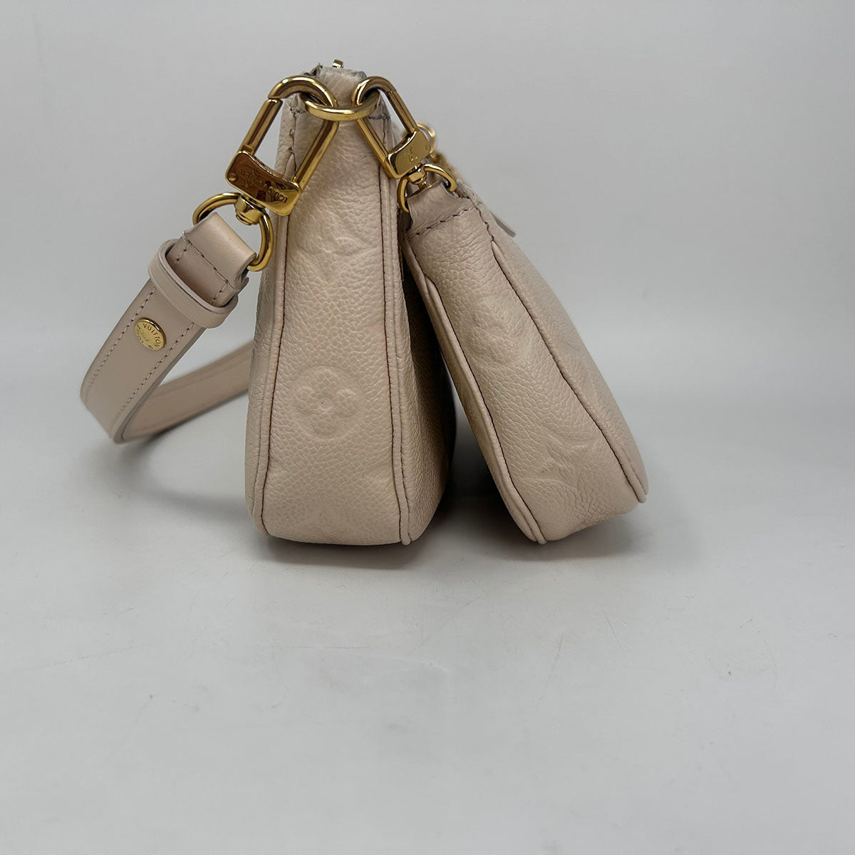Louis Vuitton Pochette