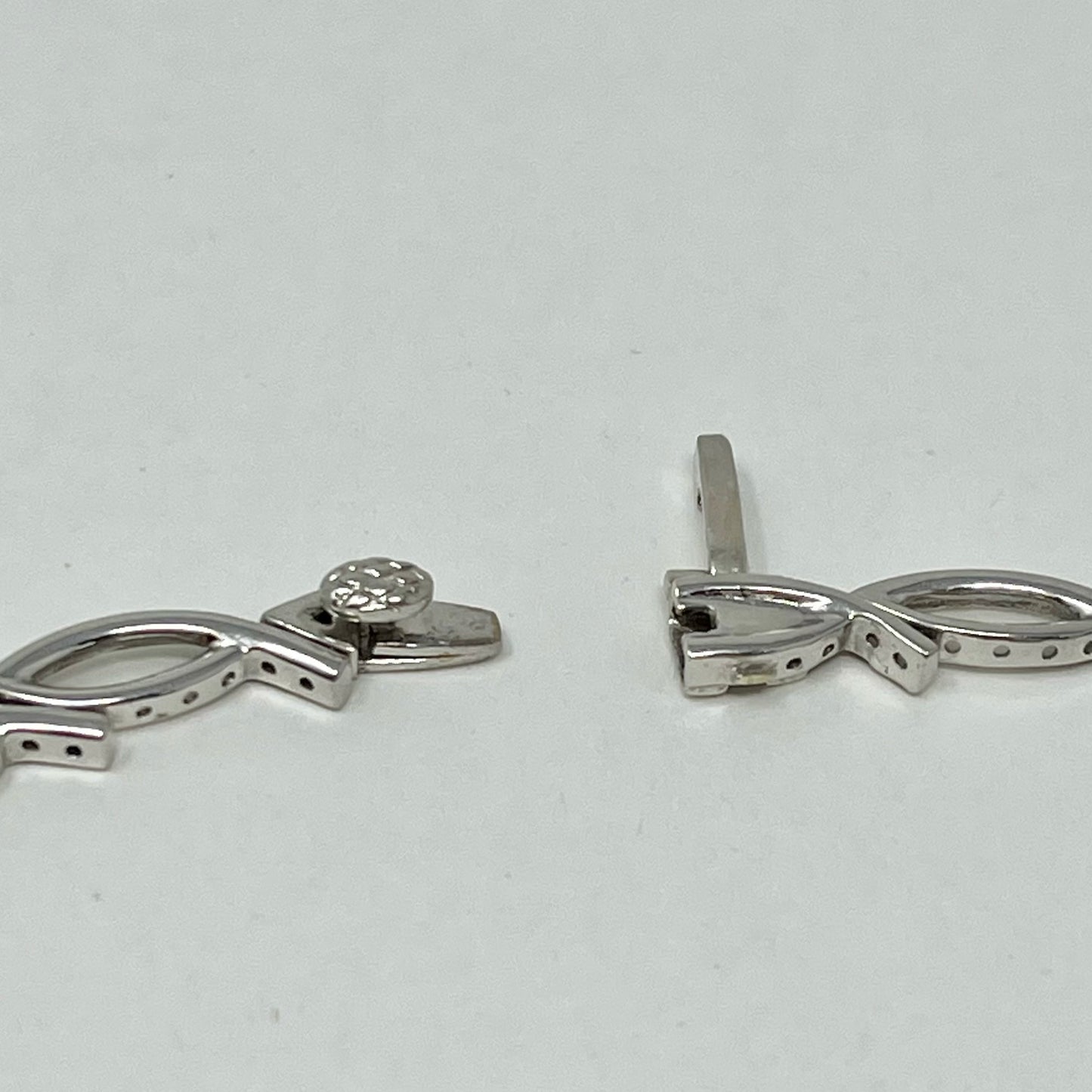 14K White Gold Necklace with 0.75ct White and 0.9ct Black Diamonds