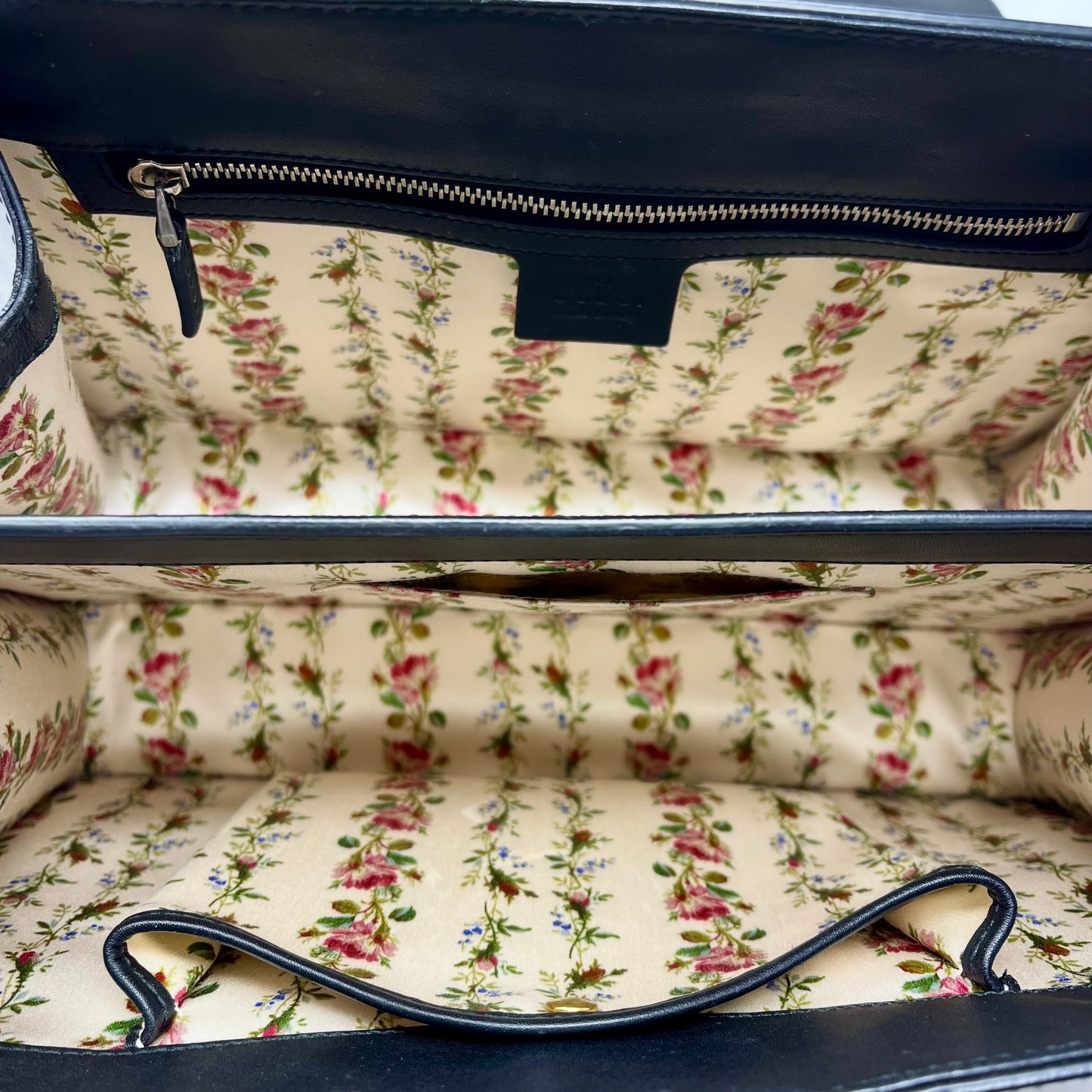 Gucci Handle Bag