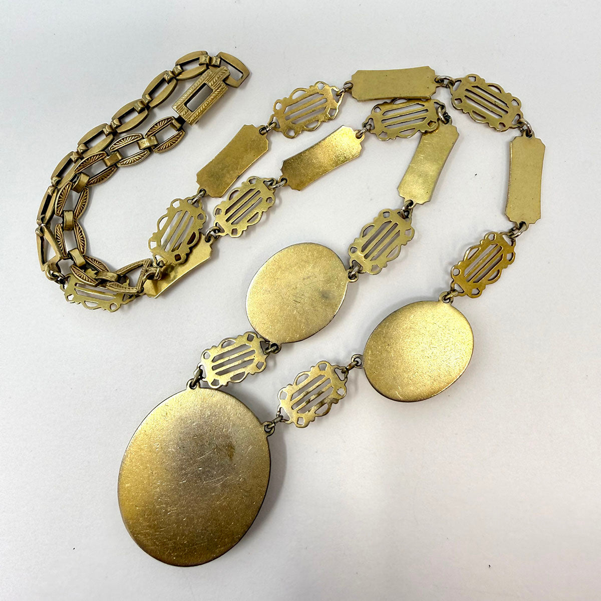 B&N Vintage Necklace