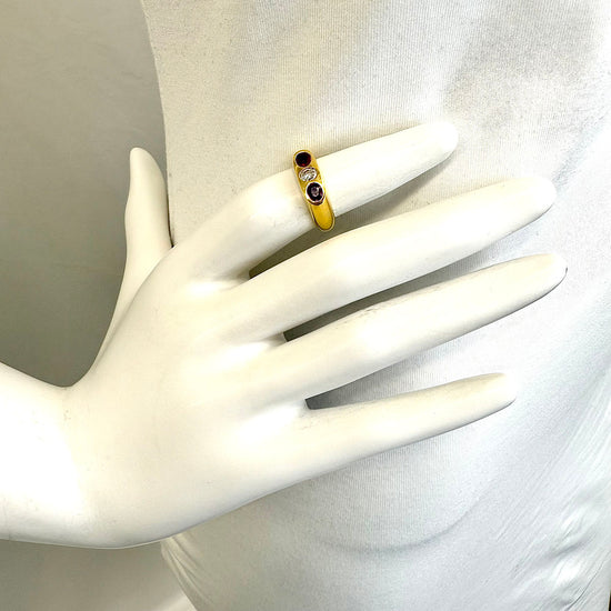18K Gold Ring with with Diamonds and Rubies