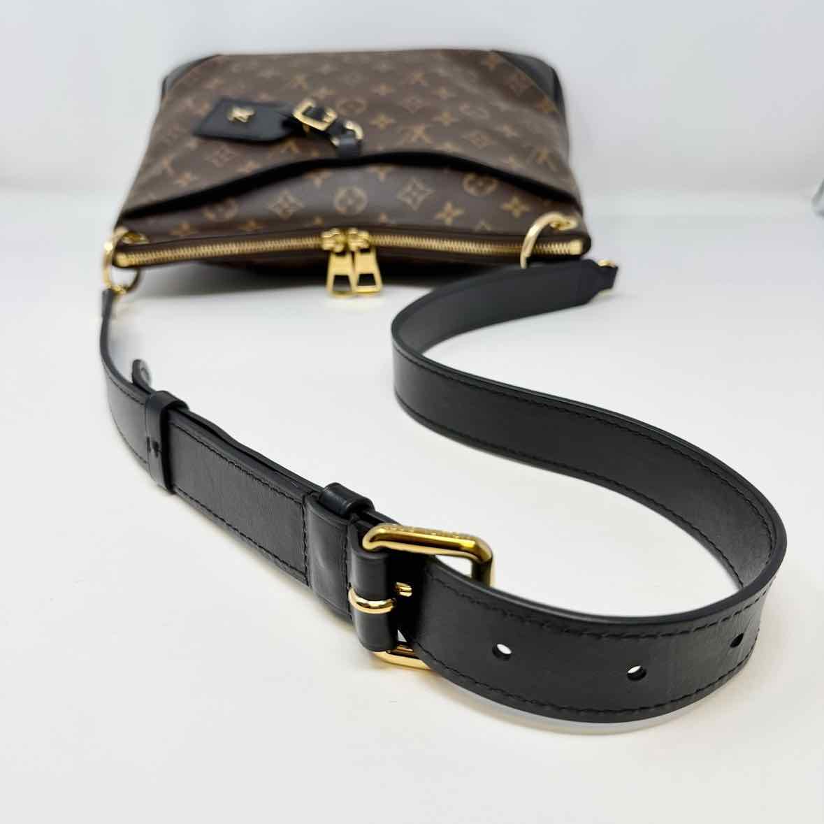 Louis Vuitton Crossbody