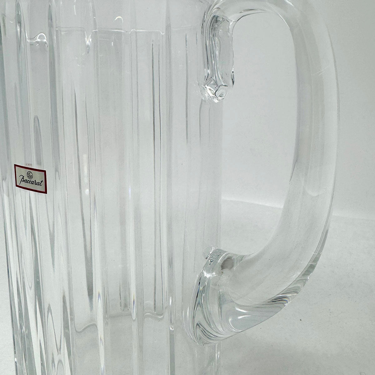 Harmonie Pitcher