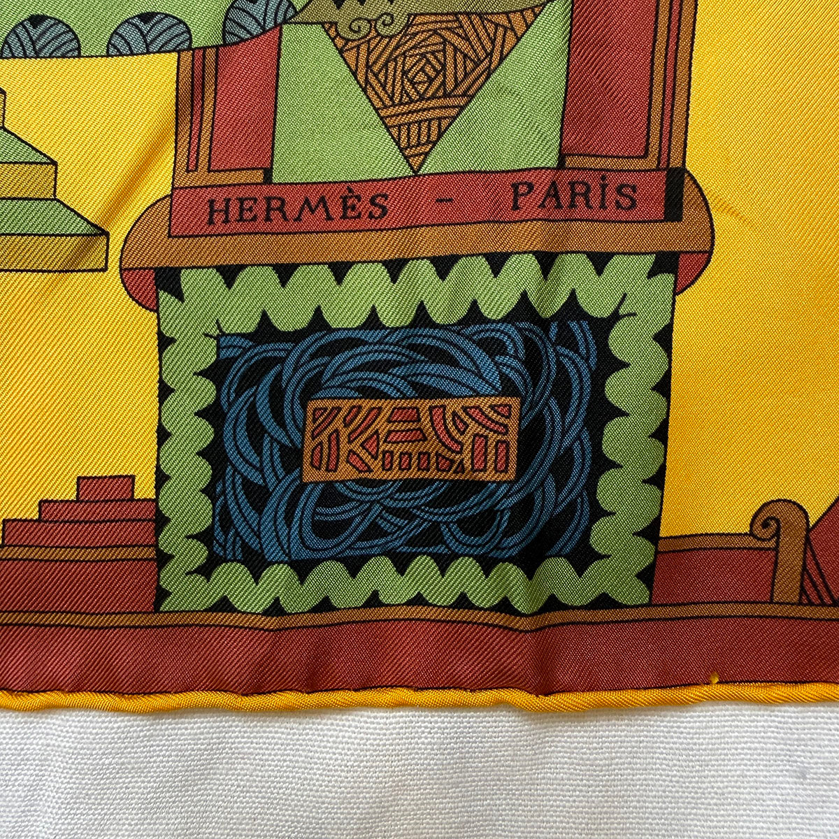Hermes "Astres et Soleils"  Scarf