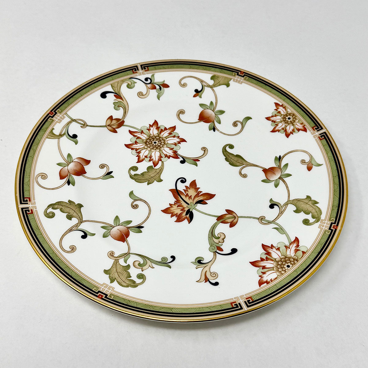 64 Pcs: 10 6 Pc. Place Settings Oberon China plus 4 Serving Pieces