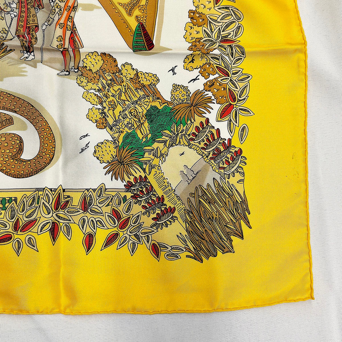 Hermes "Le Paradis du Roy" Scarf