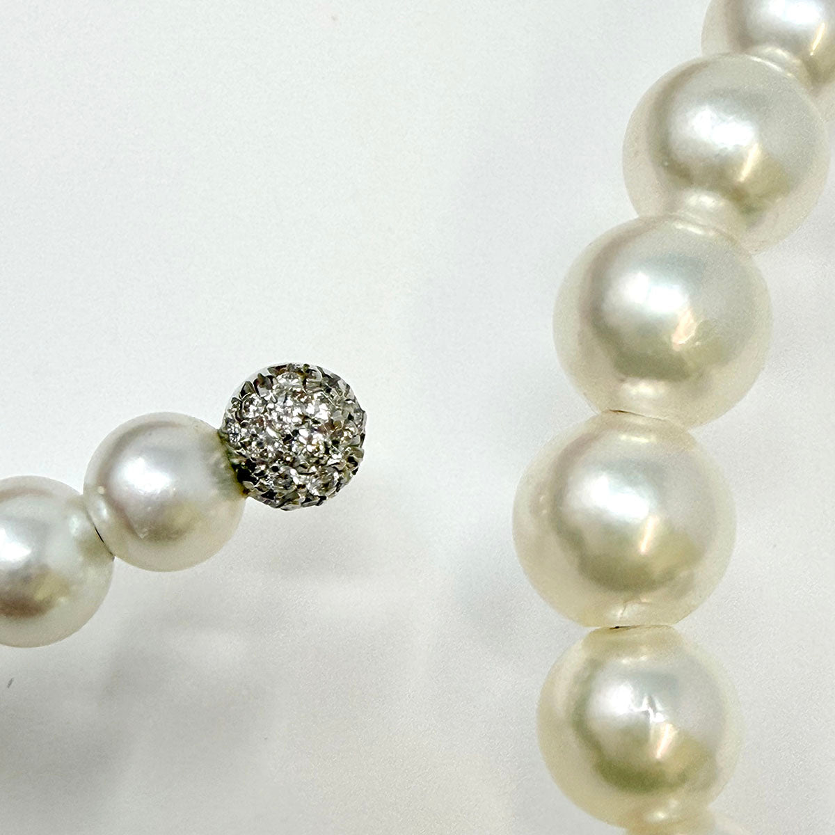 18K White Gold Cultured Pearl Diamond Necklace