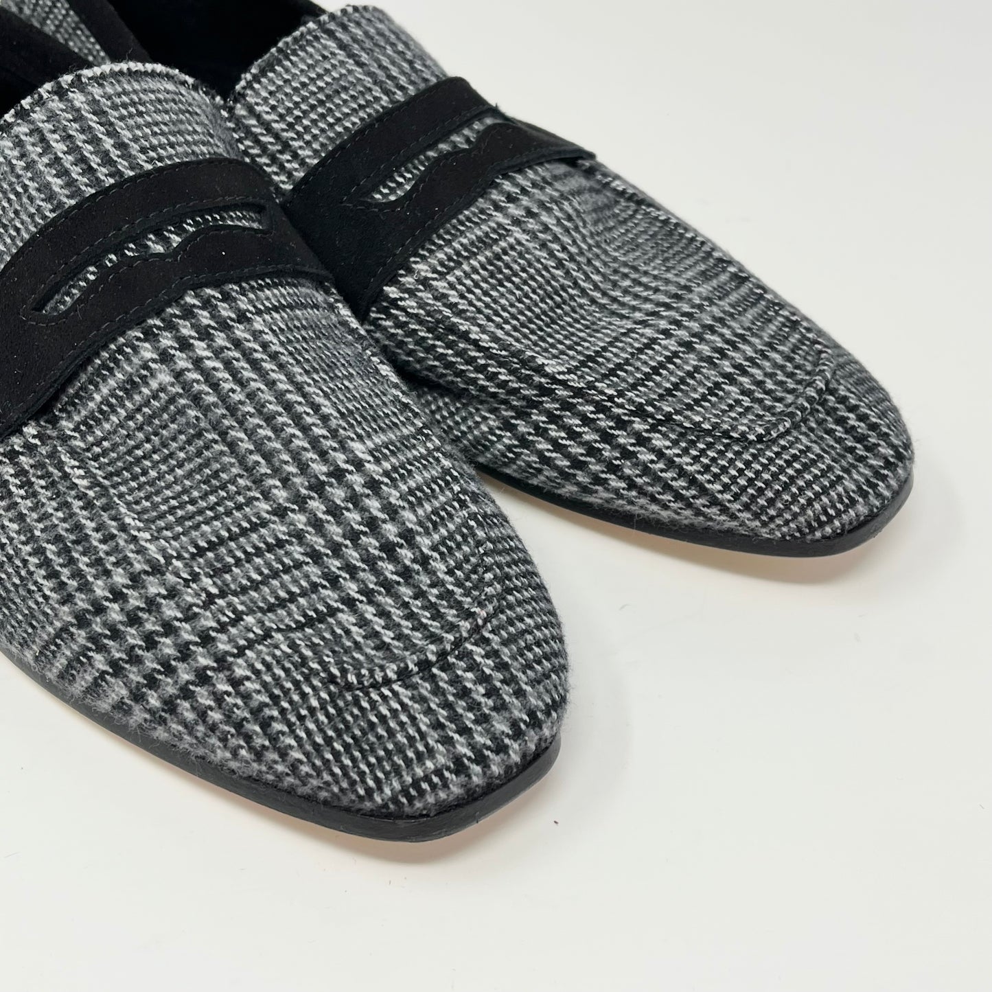 Sophique Loafers