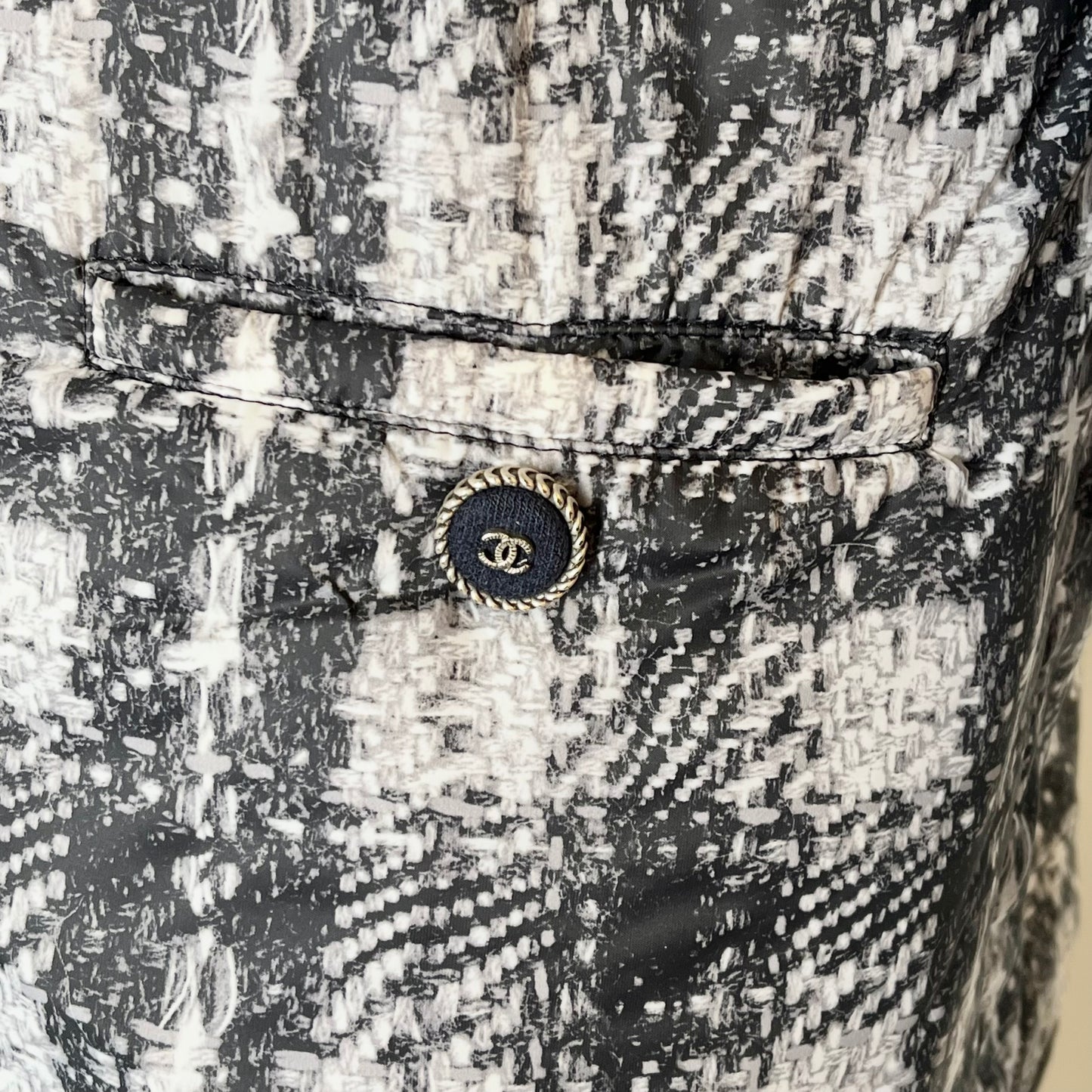 Chanel Jacke