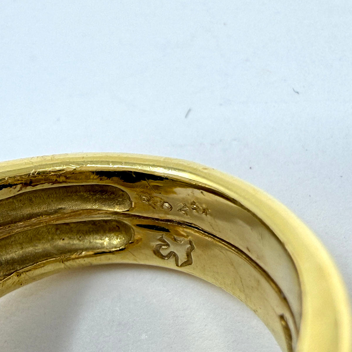 Susan Berman 18K Gold Onyx and Diamond Ring