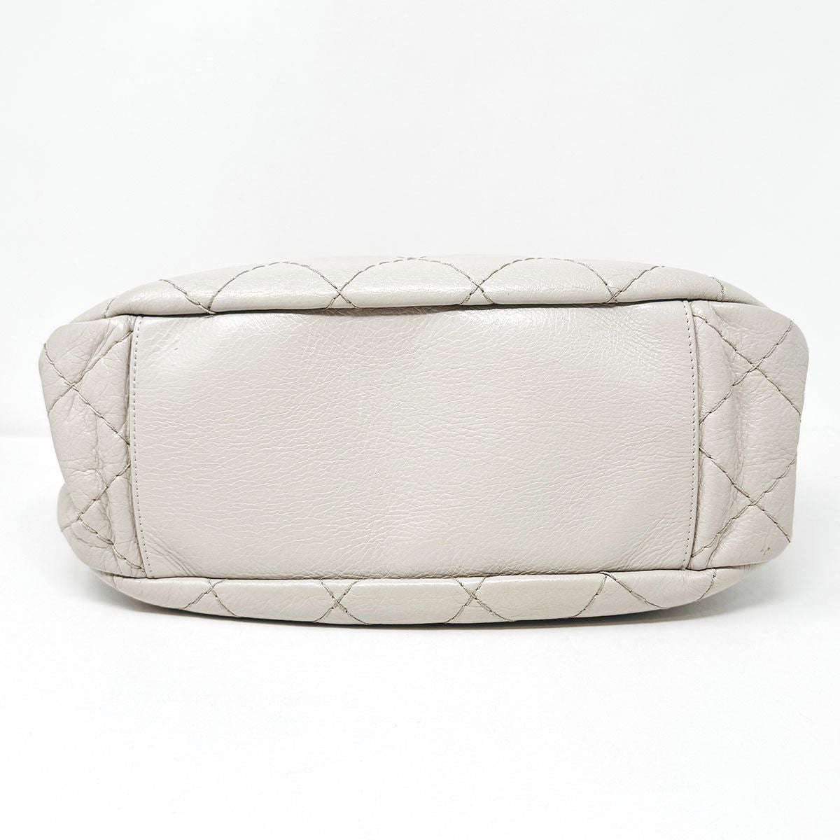 Chanel Hobo