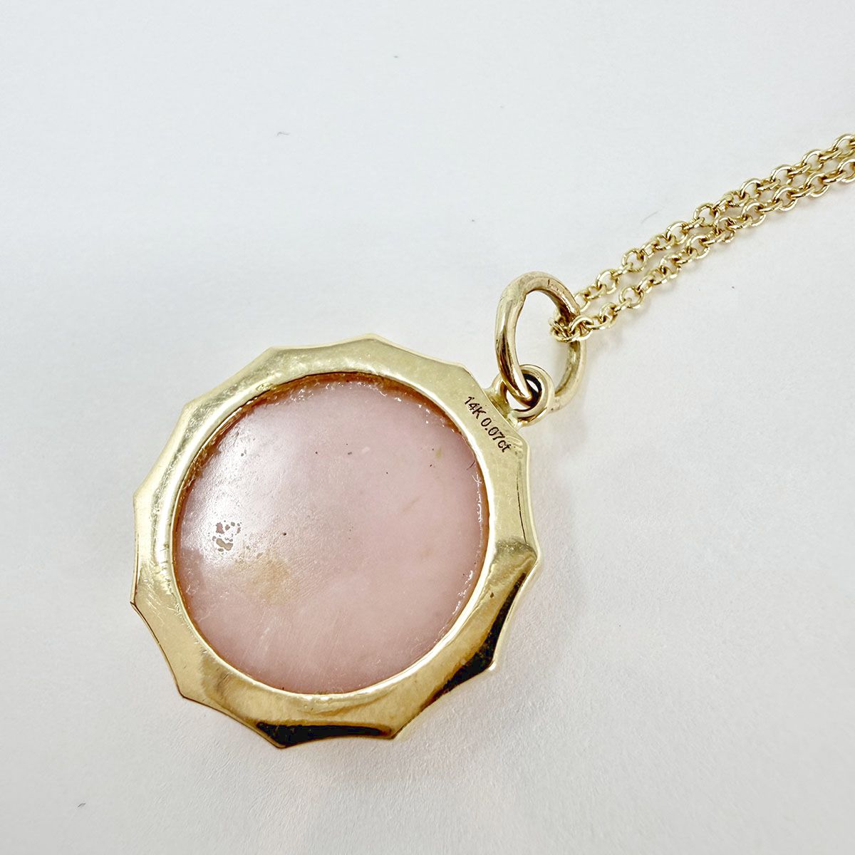 14K Gold Pendant Necklace with Diamond Heart