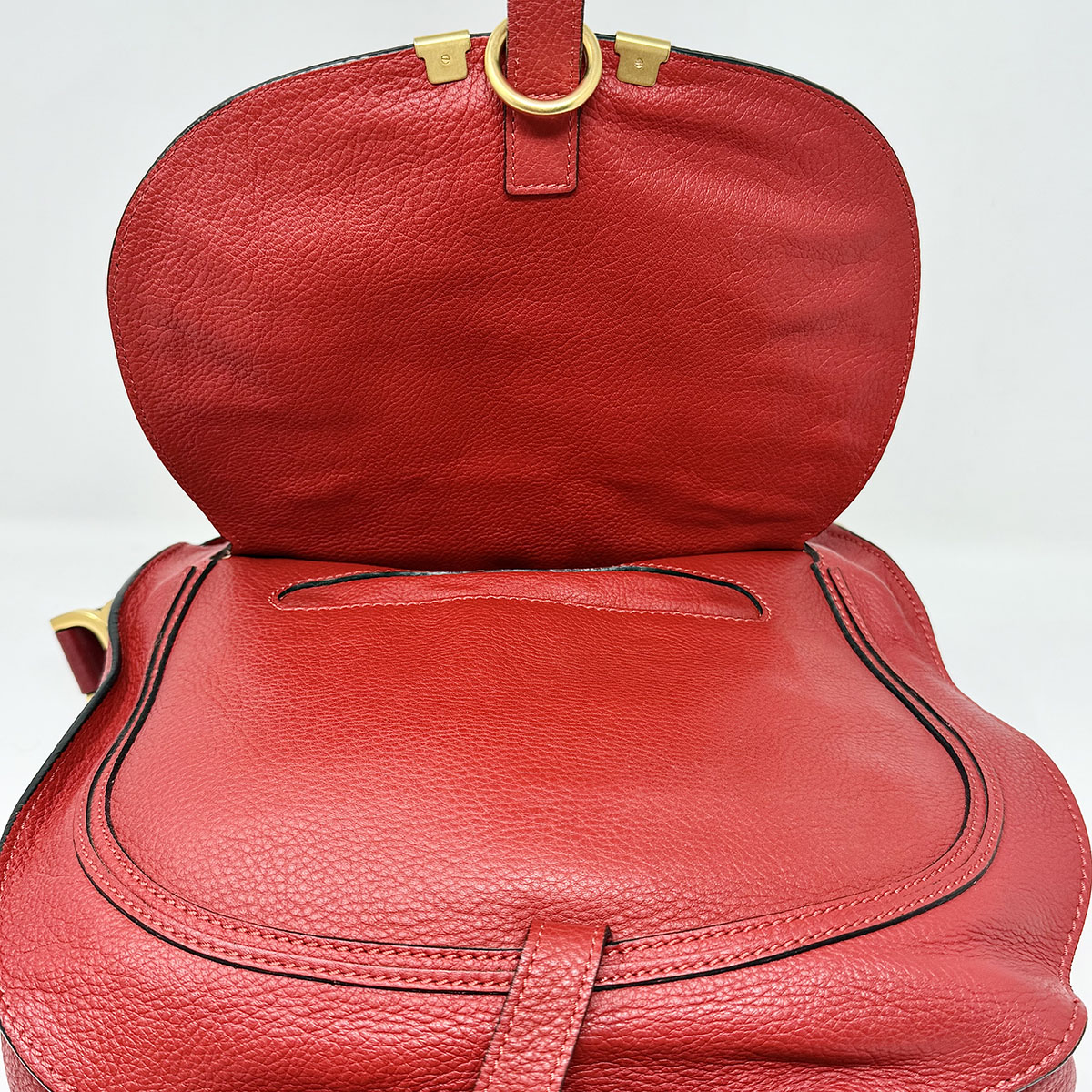 Chloe Hobo