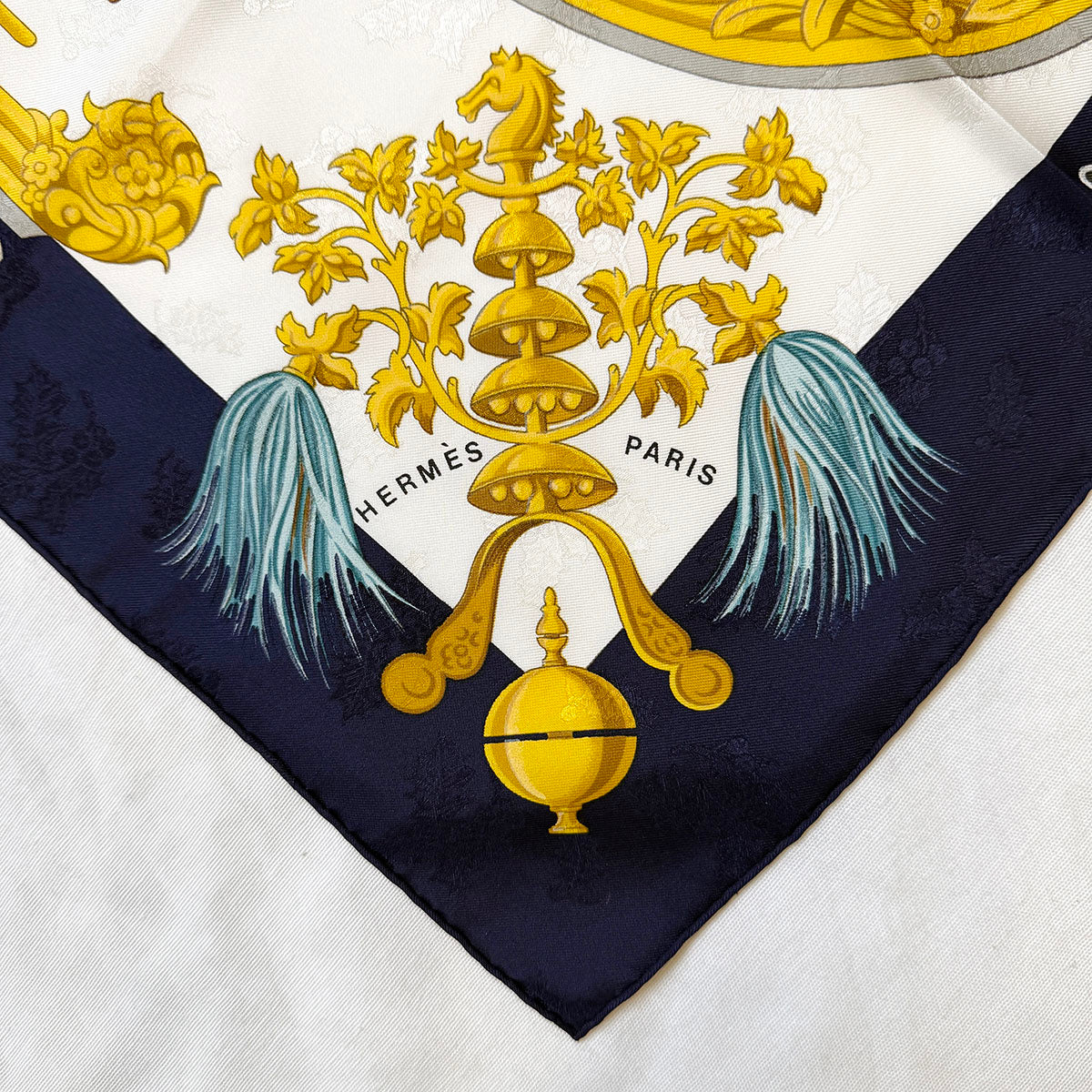 Hermes "Plumes et Grelots"  Scarf