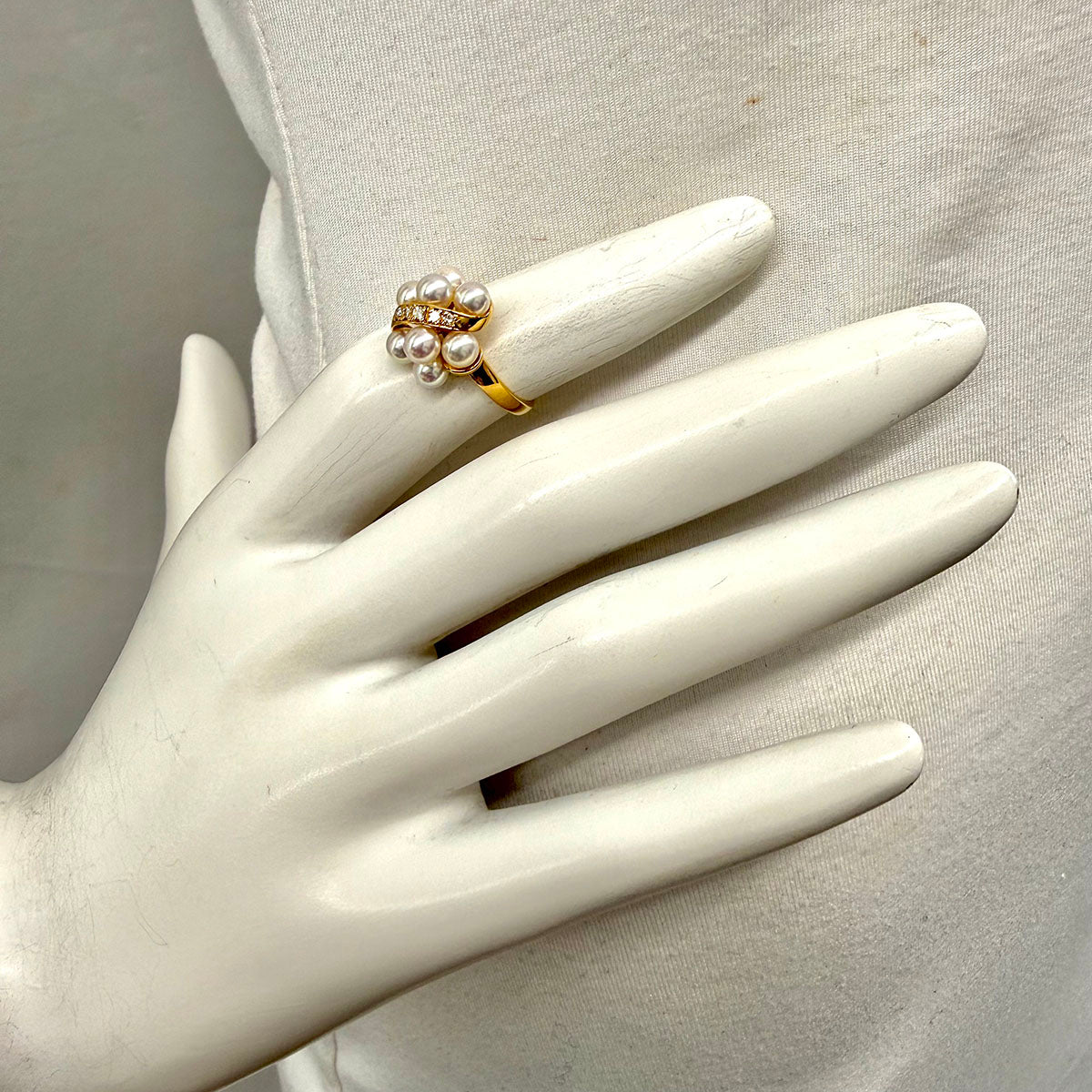 18k Gold Akoya Pearl and Diamond Ring