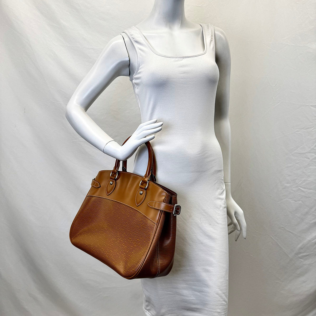 Louis Vuitton Passy Epi Bag