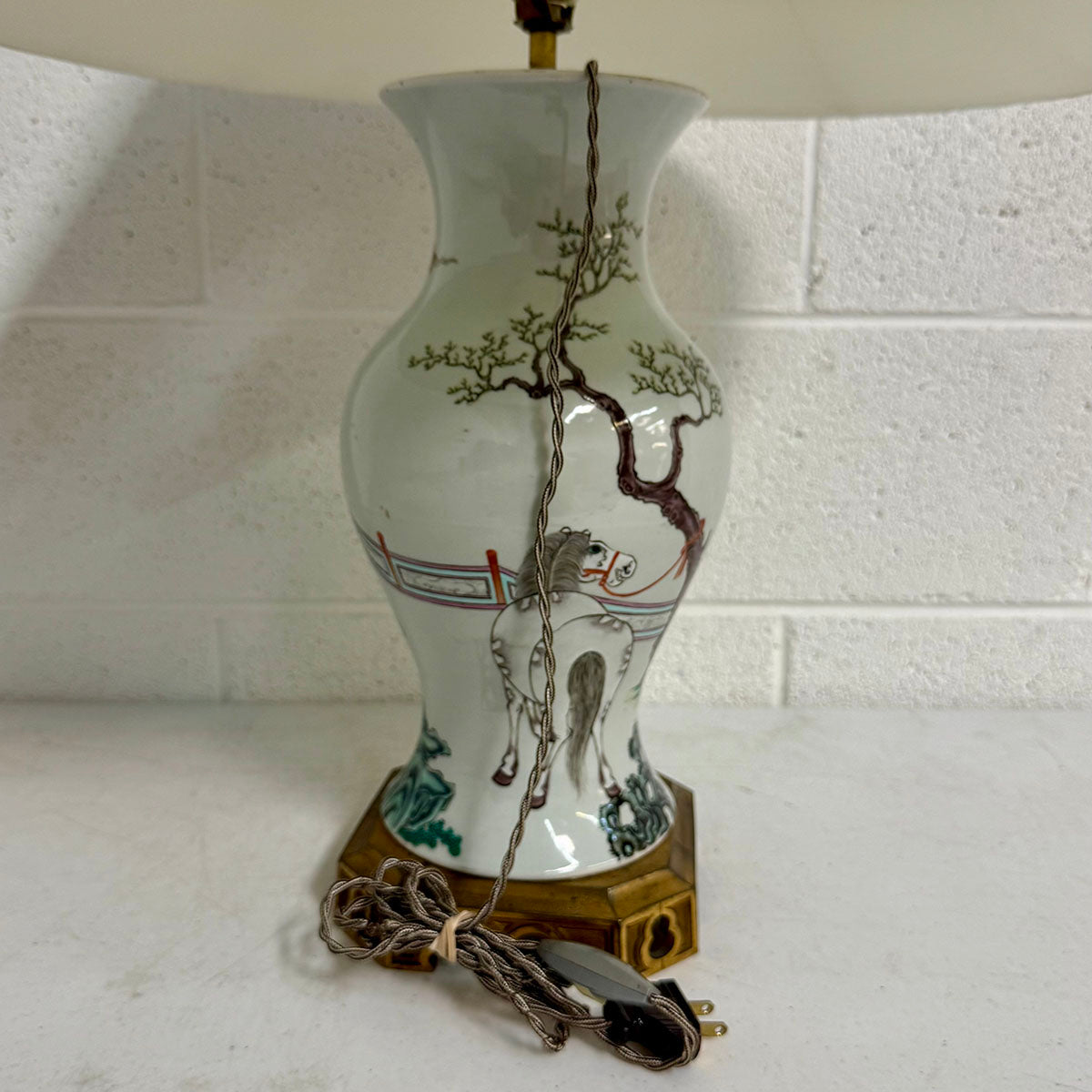 Vintage Asian Vase Table Lamp with Shade