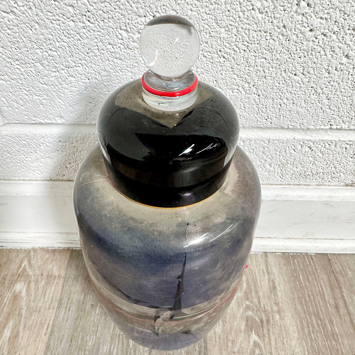 Art Glass Vase/Urn