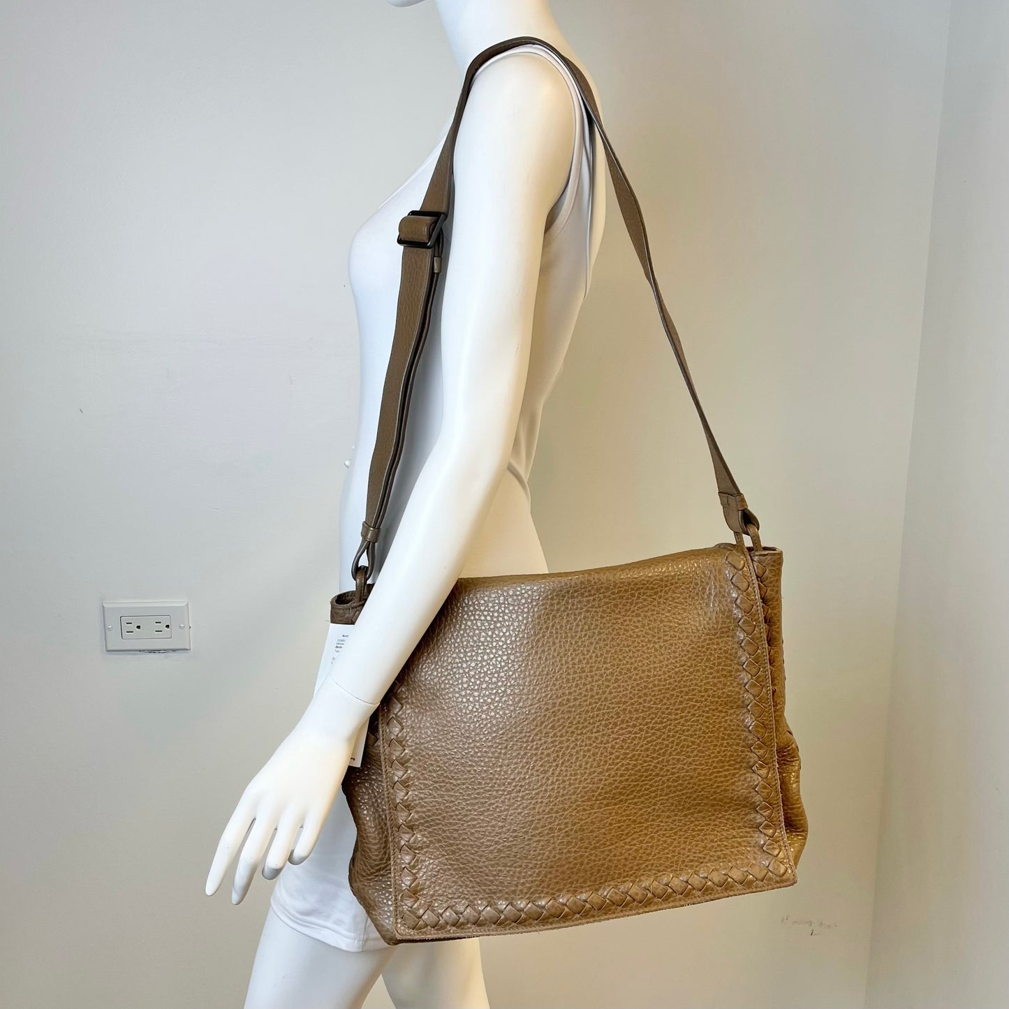 Bottega Veneta Messenger Bag
