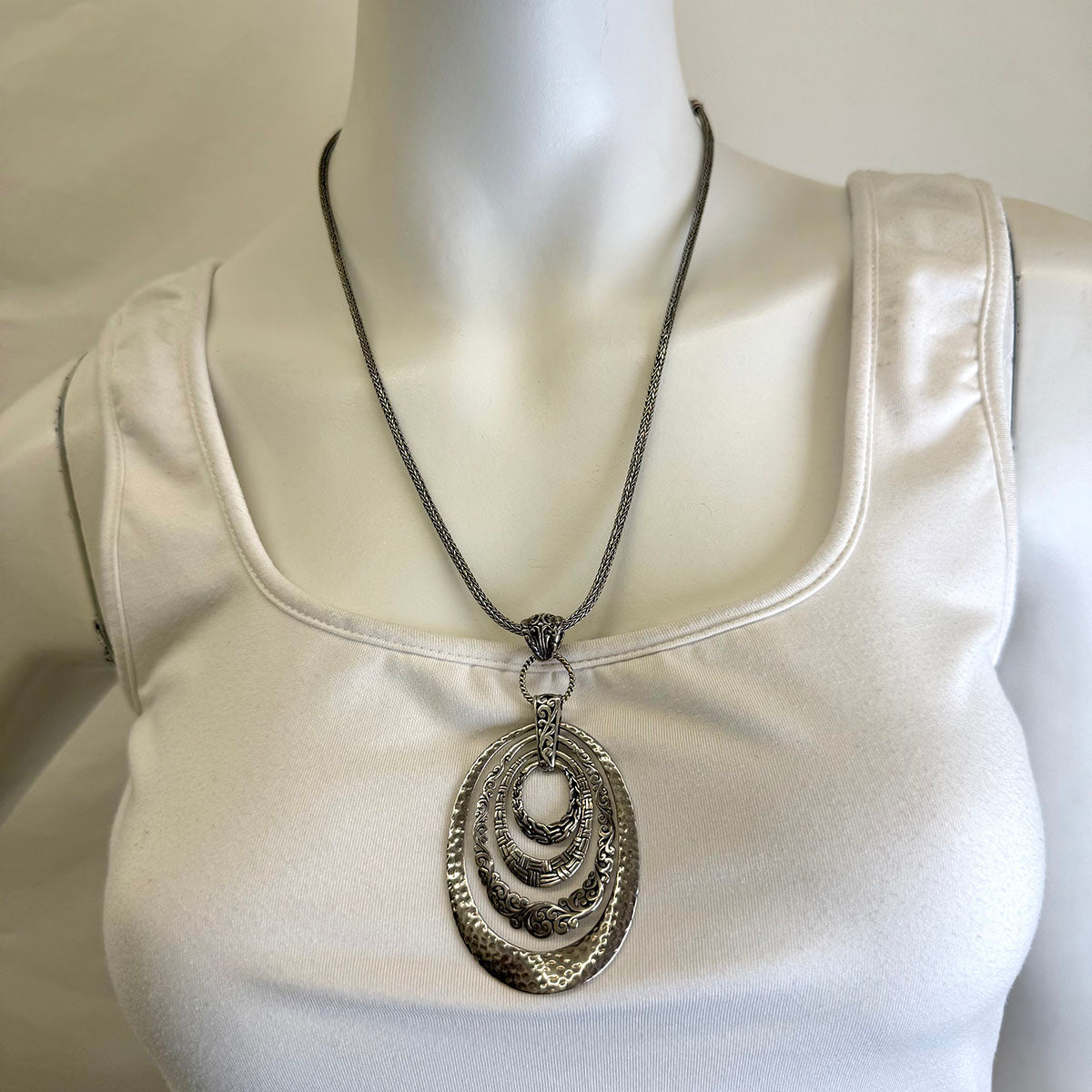 Sarda Necklace