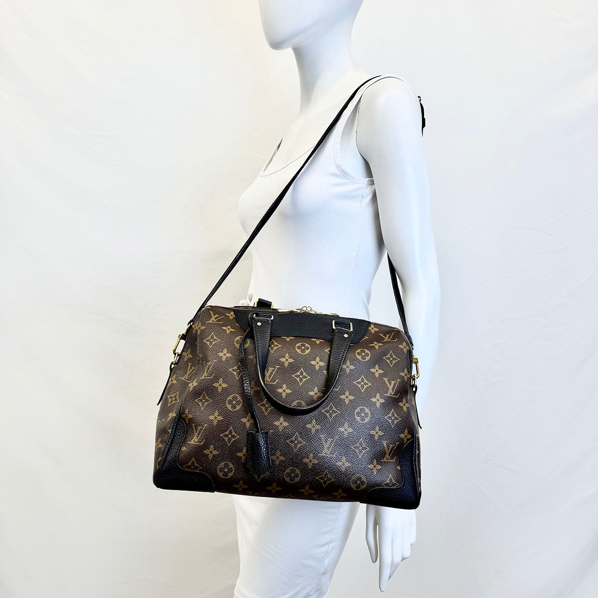 Louis Vuitton Shoulder Bag
