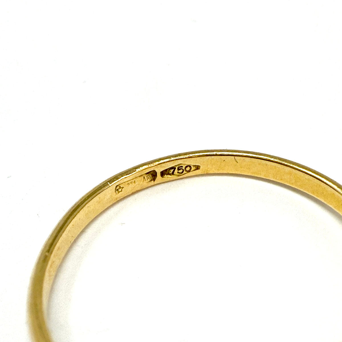 18K Swirl Ring