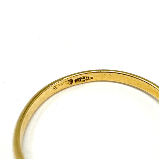 18K Swirl Ring