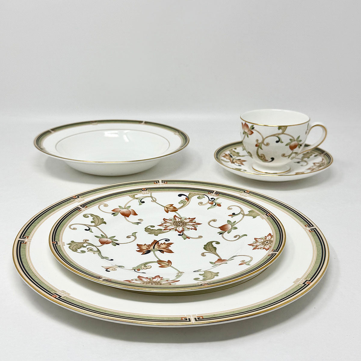 64 Pcs: 10 6 Pc. Place Settings Oberon China plus 4 Serving Pieces