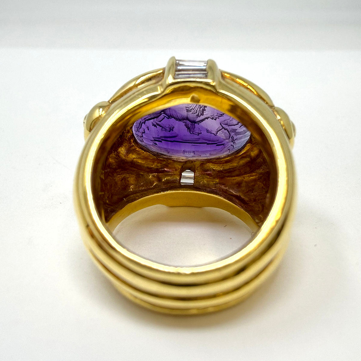 Susan Berman 18K Gold Ring with Carved Intaglio Amethyst and Diamonds