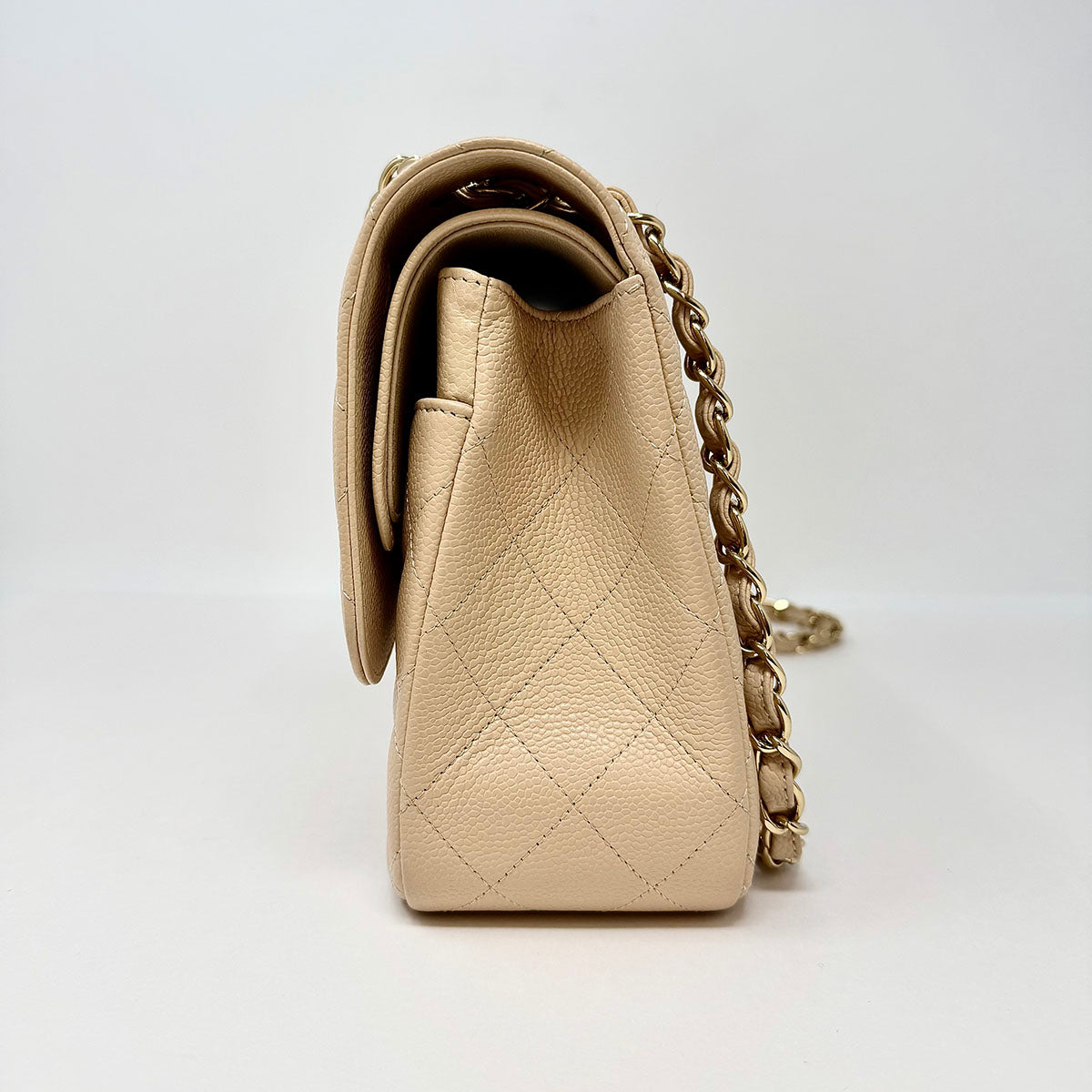 Chanel Jumbo Double Flap Shoulder Bag