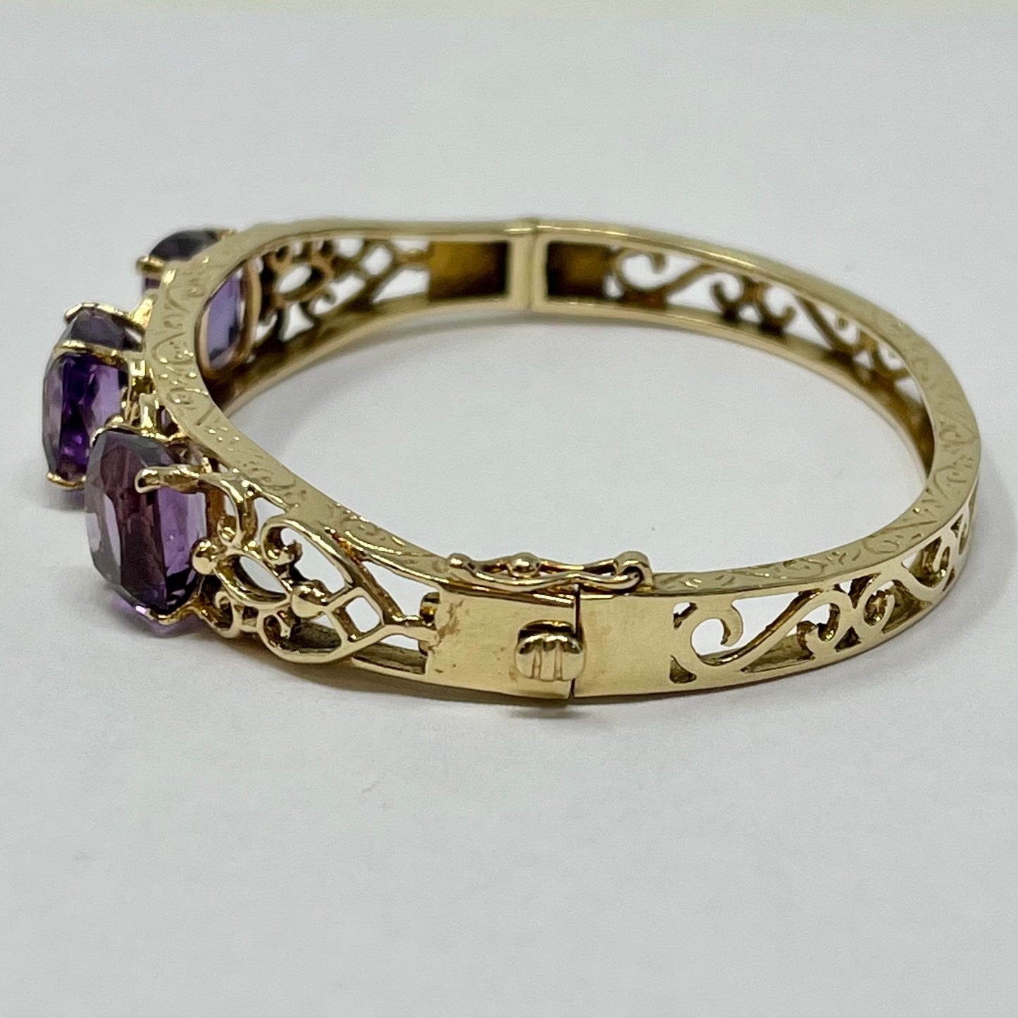 Vintage 14K White Gold Filigree Bracelet with 3 Amethyst